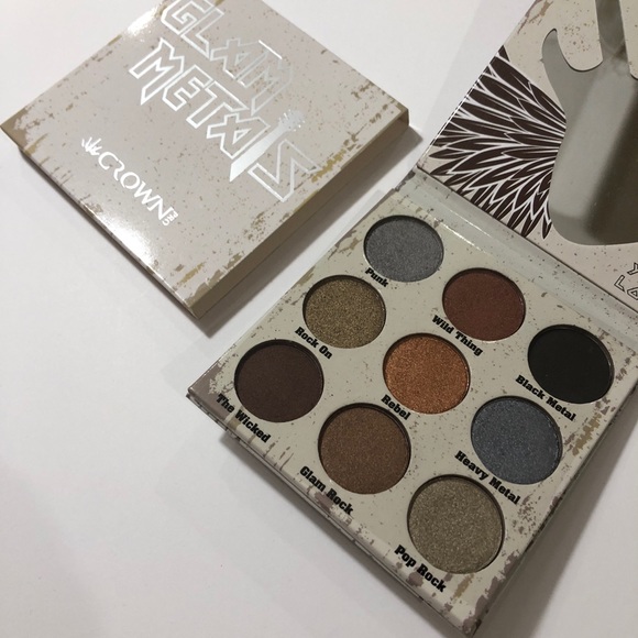 Crown Pro Glam Metals Makeup Palette NWT - Picture 3 of 5